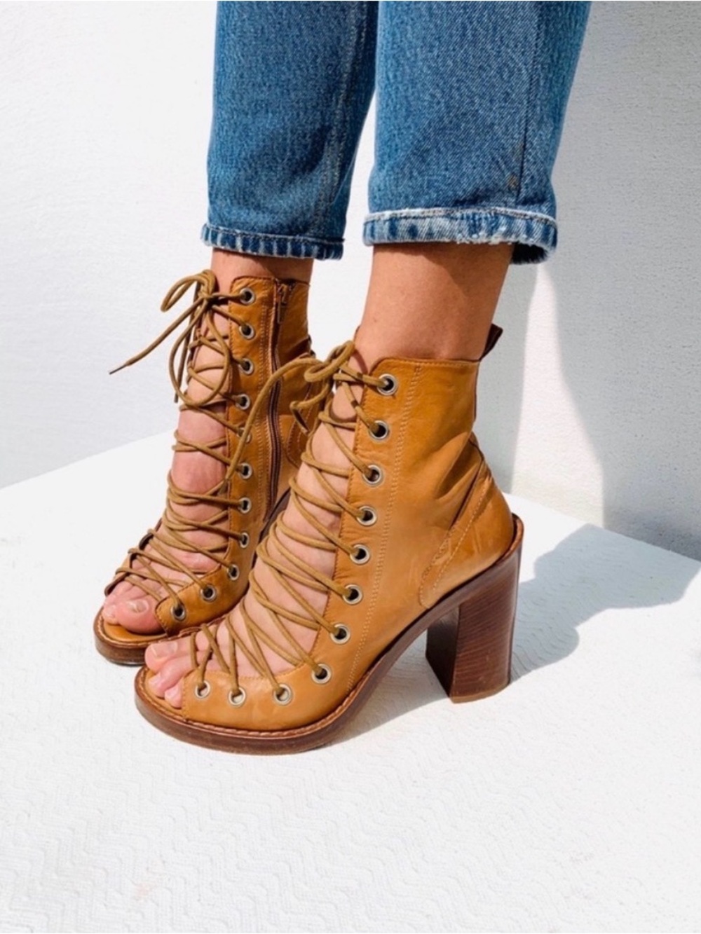 Ann Demuelemeester 8.5 tan lace up sandals